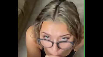 Preview 2 of S5xy P5nis - Ela mamando gostoso sex