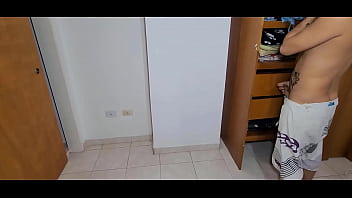 Preview 1 of Big Girl Small Biy - Sorpresa hiajstra soy yo estamos solo y estaves podemos coger porque mi esposa no viene a casa