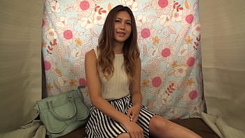 Preview 1 of Xxx Mo Sex Video - 極太デカバイブ付きおたまでエロくじ引き!指令クリアで賞金ゲット! バイブ興奮した女子にさらなるエロ指令が&hellip_！可愛い顔してエロに前向き！ハメもOK! Part7