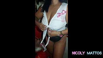 Preview 2 of Well Known - Antes do show de stripper a putaria rolo no camarim das meninas - Pamela Pantera - Nicoly Mattos