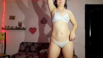 Preview 3 of Mom Cry Rape - mi hermanastra grabando un video para el novio