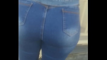 Preview 4 of Hot Girl Forcefully - Bundas na rua 1