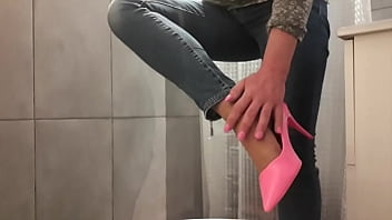 Preview 1 of W W W Tuq Com - Compilation 8 Videos of My Wetting Jeans and Pants plus High Heels