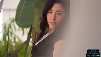 Preview 1 of Lesbian Vedio - Asian MILF model Crystal Wings is an all natural beauty at a Playboy shoot