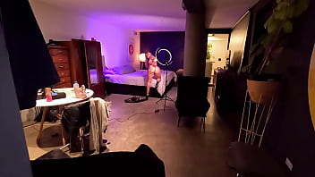 Preview 1 of Suce Hijab - Juliana Rose Pillada grabandose un video porno mientras estoy tomando mate con Andy Stone