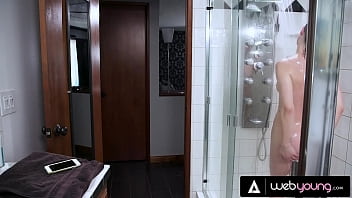 Preview 1 of Sara Jay Squats - Kristen Scott Refreshes Naomi Woods With Her Tongue After Her Shower During Hot Summer