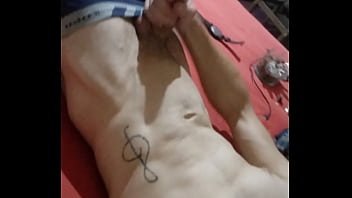 Preview 2 of Latina Milfe - Batendo uma bem gostoso