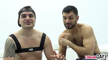 Preview 2 of Russki Porno - LocuraGay - Chulo Kevin Lauren se folla a su compa&ntilde_ero Oskar Iv&aacute_n