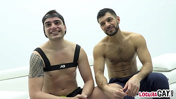 Preview 3 of Russki Porno - LocuraGay - Chulo Kevin Lauren se folla a su compa&ntilde_ero Oskar Iv&aacute_n