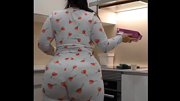 Preview 2 of Uncle Aunty Sex Porn - I feel like milk today