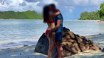Preview 1 of Chinese Mom And Son Fuk - Lost in Paradise - Caught Fucking on a Lonely Beach