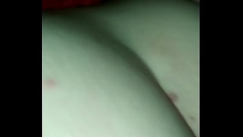 Preview 4 of Cute Piss - La hij mayor de mi mujer vino a ver a su mama y no estava y yo la atendi