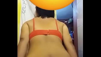 Preview 1 of Chhattisgarhi Xxxvideoxxx - Amiga fea se desviste para mi