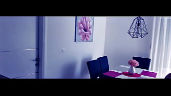 Preview 1 of Koyek Xxx - Vicky macht hotel room service