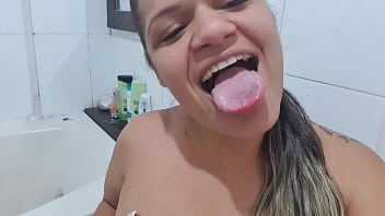 Preview 1 of Wareal Mms Porn - Tenho um caso com Lincom o patr&atilde_o do meu pai