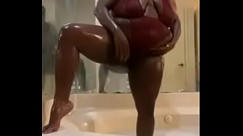 Preview 4 of Very Olf Lady - Hot babe lingerie and jacuzzi tub