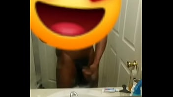 Preview 3 of Chut Ke Foto - Big dick cum shot