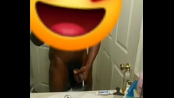 Preview 4 of Chut Ke Foto - Big dick cum shot