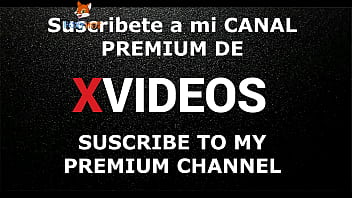 Preview 1 of Desi Changing Bra Video - me quito mi tanga adentro del coche,  est&aacute_bamos en la calle y mi esposo al volante,  aprovecho para tocarme y chuparme mi puchita y mis tetas