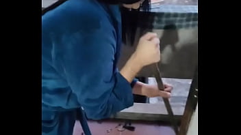 Preview 2 of Fuck Camel Teo - Acordei com a neura da limpeza limpando tudo e quando ele se aproximou de mim me deu um calor