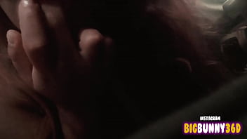 Preview 2 of Arabic Kuwait Girl Fucked - Masturbandome a escondidas en el carro