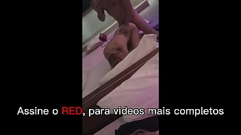 Preview 2 of Valentine Xxxx Full Movies - Esposa sozinha com comedor levando gozada em cima da buceta (Assine o RED,  para v&iacute_deos mais completos)