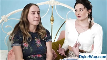 Preview 1 of Vuclip Xxx Video - real lesbians fucking