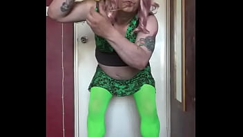 Preview 3 of Null - bisexual crossdresser loves the taste of piss as he swallows his own and still wanting some of yours