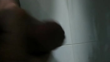 Preview 3 of Miaa Kapa - gozando muito no banheiro