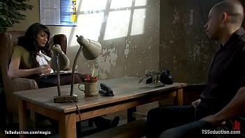 Preview 1 of Xvideo Uganda - Asian shemale boss fucking worker