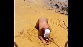 Preview 4 of Woman Sex Woma - Ladysilva latina gay bunda gostosa pelada na praia