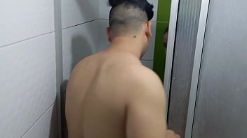 Preview 1 of Teen Mom Controls Anal - MI HERMANASTRA NO ME QUERIA DEJAR ENTRAR A LA DUCHA Y ME LA FOLLE (PARTE 1)