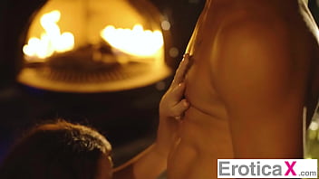 Preview 2 of Asian Teen Deep Throat - Peeping Tom Fucks Beautiful Stranger - Nathan Bronson,  Freya Parker -EroticaX