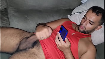 Preview 3 of Boob Japon - Gato se masturbando assistindo Hentai gay furry