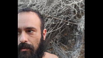 Preview 2 of Eating Pussy While Smoking Crack - Tarde tranquila en la playa con las bolas al aire 18-06-22