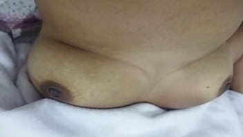 Preview 2 of Ellas Vestidas Ellos Desnudos - Penetrando vagina gordita