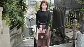 Preview 1 of Domina Pet - 初撮り人妻ドキュメント　久松美晴　＜ダイジェスト付＞