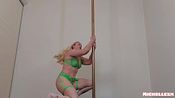 Preview 3 of Pastuh Xxx - Hot blonde incredible pole dance