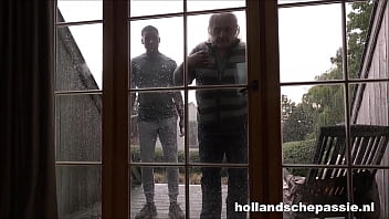 Preview 1 of Bars Lora Sister Video - 2 pikken en dikke milf tieten