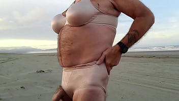 Preview 1 of Hotel In Veter - Almost Caught at the Beach Cumming in Lingerie