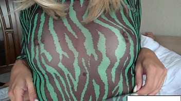 Preview 1 of Mums Fuck - SEXY HOT MILF STEP MOM BLOWJOB LICK MY DICK and SQUIRT