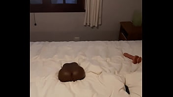 Preview 1 of Japanes Pussy Hd - Baiser son black jouet