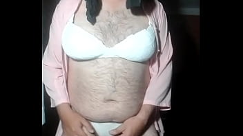 Preview 3 of Crystal Red - Lizz Sexy bitch