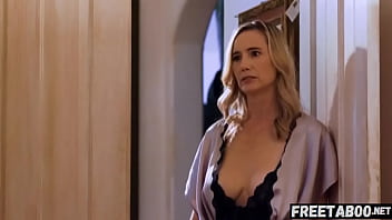 Preview 1 of Taboos Arab - Sneaky Stepdaughter Take Secret Turns With Stepmom In Sneaky Sleepover - Full Movie On FreeTaboo.Net