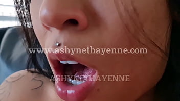 Preview 4 of Poppy 19 - Novinha goza gostoso