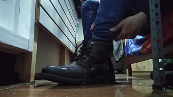 Preview 2 of Desi Old Aunty Beeg Indian - DIRTY BOOTS AND SMELLY FEET IN YOUR FACE