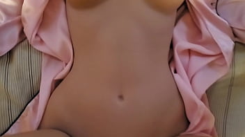 Preview 2 of Avril Lavigne Xxx - Josie Gets Creamy