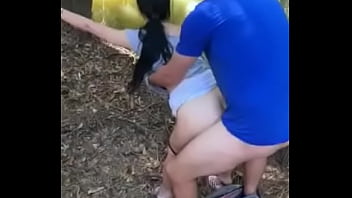 Preview 2 of Whitney Wisconsin Fucking Dog - Sex u prirodi