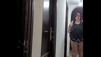 Preview 1 of Jessice Jana - Coolmarina. Meada caliente y vuelta al palo de la fregona