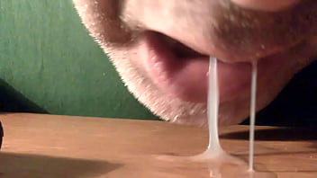 Preview 2 of Xxx Yourpon - eating my sperm